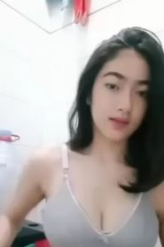 [18+] Syakirah tiktoker viral video